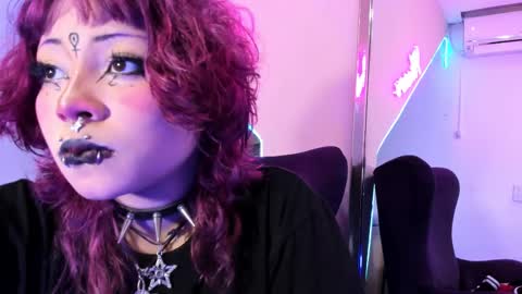 Snapshot of miaamane chatting on March 5, 12:33 pm Mia online show from March 5, 12:33 pm