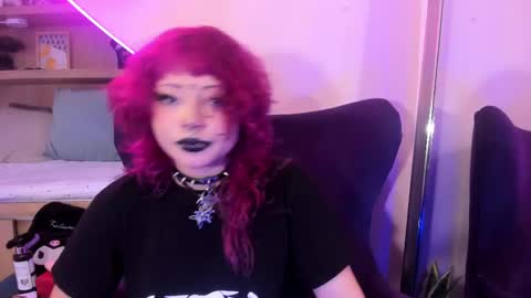Snapshot of miaamane chatting on February 20, 12:47 pm Mia online show from February 20, 12:47 pm