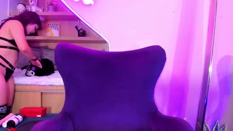 Snapshot of miaamane chatting on February 6, 1:10 pm Mia online show from February 6, 1:10 pm