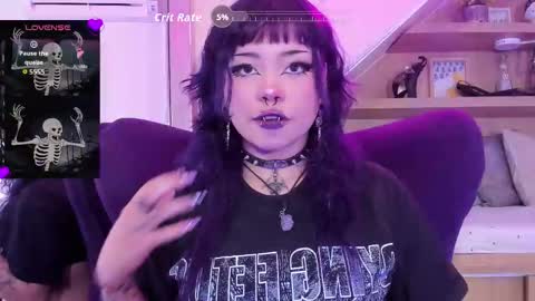 Snapshot of miaamane chatting on September 11, 3:29 am Mia online show from September 11, 3:29 am
