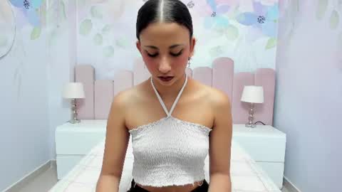 Mia online show from July 16, 12:04 am
