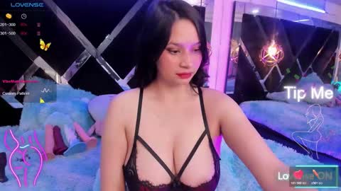 Mia online show from October 18, 1:41 am
