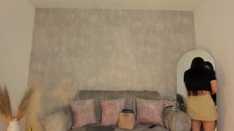 miacooper online show from February 22, 12:19 pm