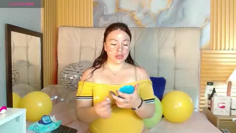 Snapshot of miadoll303av chatting on October 16, 1:25 pm miadoll303av online show from October 16, 1:25 pm