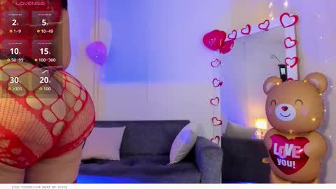 Mia online show from February 15, 7:51 am