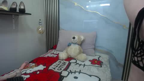 miah_princess online show from November 26, 6:42 pm