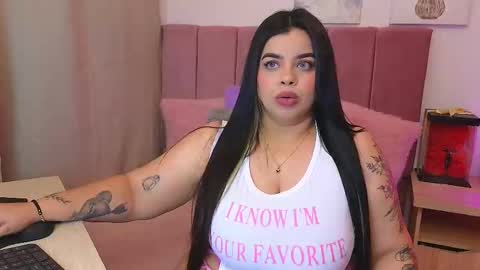 Snapshot of miahjoness chatting on September 24, 3:16 am Miah Joness online show from September 24, 3:16 am