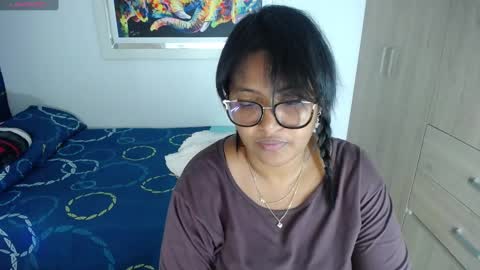 miajoseph_ online show from January 26, 3:59 am