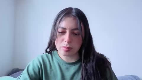 miakimky online show from October 21, 5:06 pm