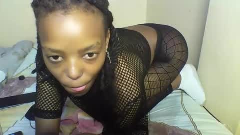 Muffin online show from November 30, 11:42 pm