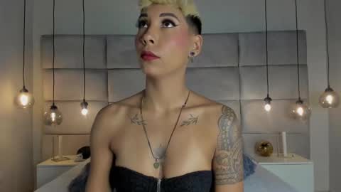 Mia Morgann online show from January 26, 12:01 pm