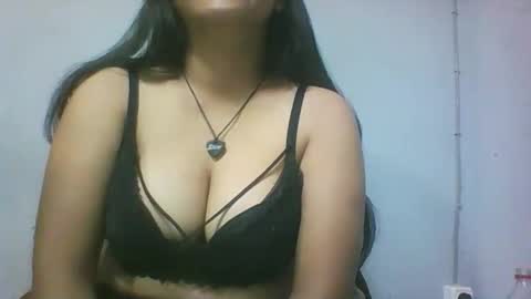 miarii online show from March 2, 5:08 am