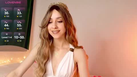 Mia online show from October 28, 7:47 am