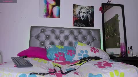 Mariana  online show from November 3, 2:04 am