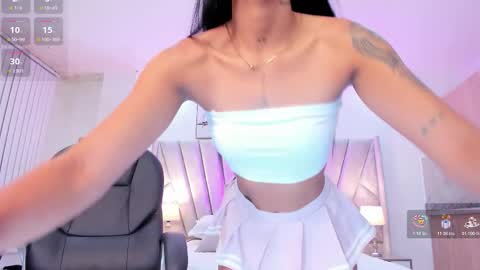 Mia Vegas online show from December 15, 11:43 pm