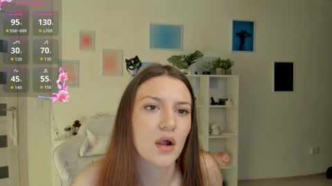 Mia online show from December 1, 5:33 am