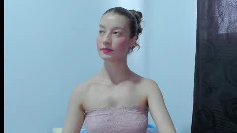  Chloe  online show from September 26, 8:28 pm