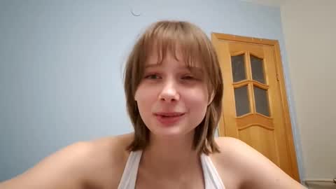 Snapshot of micasulejmanovski chatting on October 3, 5:18 pm Luna online show from October 3, 5:18 pm