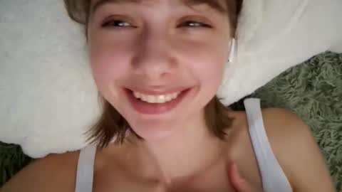 Snapshot of micasulejmanovski chatting on October 10, 6:02 pm Luna online show from October 10, 6:02 pm