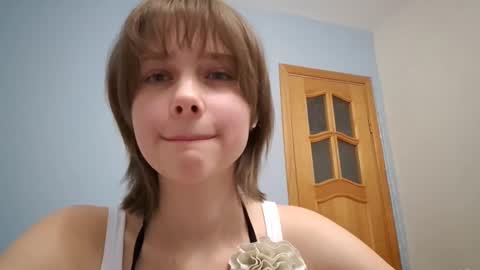 Snapshot of micasulejmanovski chatting on October 13, 5:26 pm Luna online show from October 13, 5:26 pm