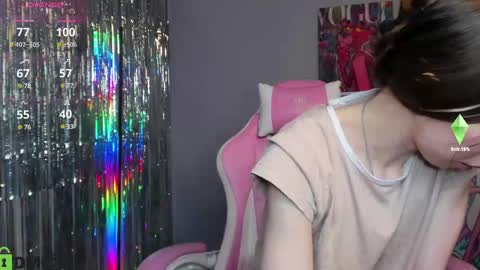 michele_mack online show from February 3, 2:58 am