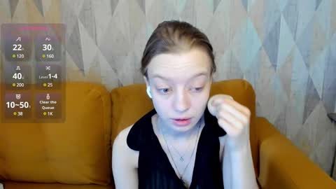 michelle_blond online show from February 20, 7:23 am