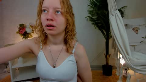 michelle_blond online show from February 23, 7:41 am