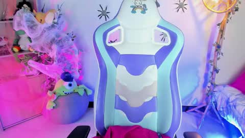 michelle chang online show from October 23, 8:04 pm