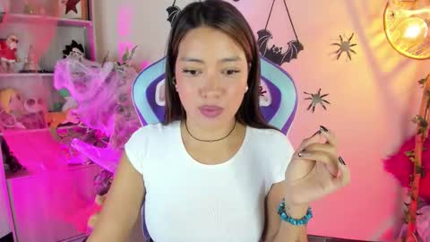 michelle chang online show from October 27, 12:33 pm