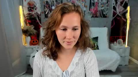 MichelleOrtis online show from October 26, 12:33 pm