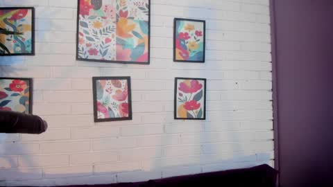 Micki online show from April 3, 11:19 am