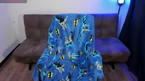 Blue online show from February 25, 2:36 am