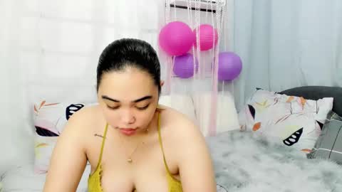 Bunny 3 online show from October 22, 8:14 pm