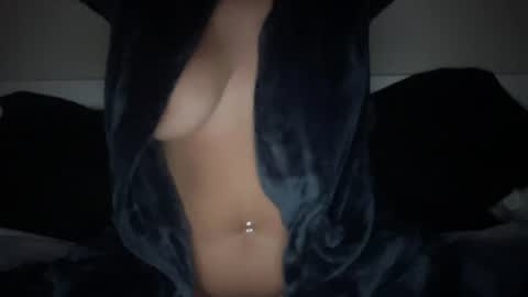 midnightdesire03 online show from July 4, 7:21 pm