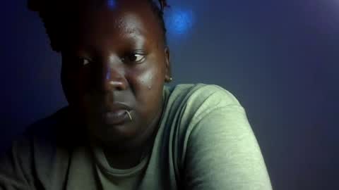 midnightt_curves online show from July 19, 7:38 pm