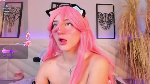 Snapshot of miia__baker chatting on January 14, 1:06 pm online show from January 14, 1:06 pm