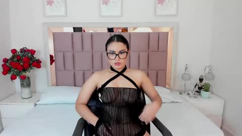 Snapshot of miia_palmerr chatting on January 21, 7:17 pm Mia online show from January 21, 7:17 pm