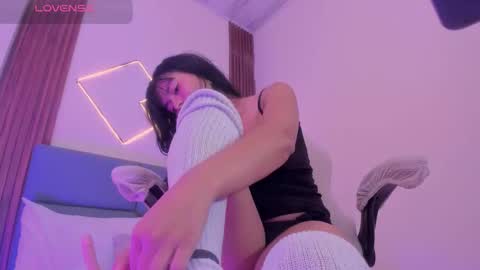 Mia  online show from February 17, 1:54 pm