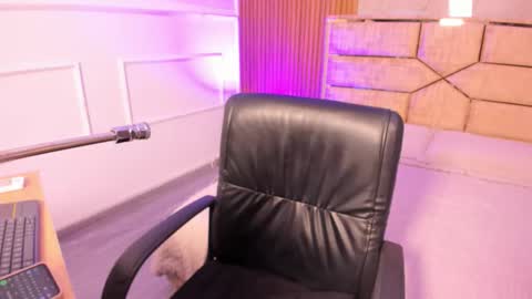 Mia Monroe online show from January 5, 8:34 pm