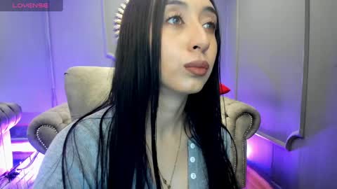 miilu  online show from January 11, 3:02 am