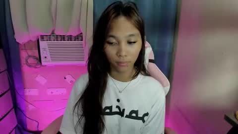 MIKA online show from March 3, 3:18 pm