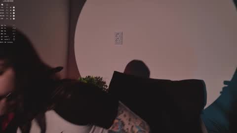 mika_moon_ online show from December 4, 3:46 pm