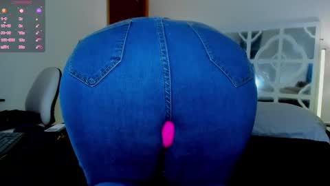 Mikaela blondie bigass online show from January 5, 5:27 pm