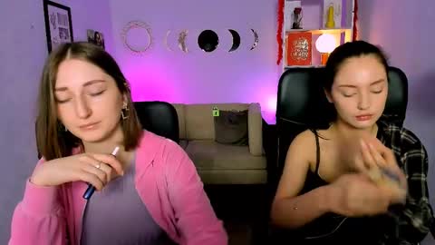 Miki online show from April 15, 5:52 am