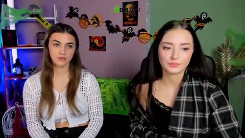 Miki online show from November 3, 1:04 pm