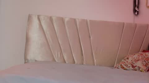 Mikoto Urb online show from October 17, 7:28 pm