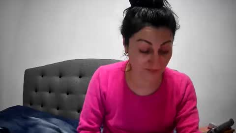 Mikyloveu online show from February 18, 6:29 pm