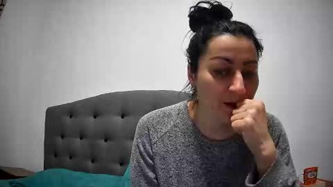 Mikyloveu online show from February 5, 4:21 pm