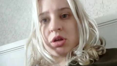 Mila 420 online show from May 8, 10:29 am