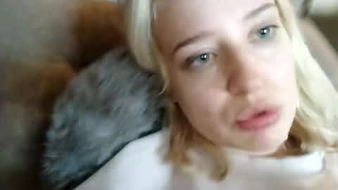 Mila 420 online show from November 6, 10:10 am